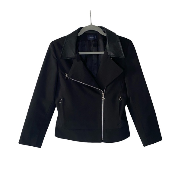 Tombolini Black Leather Women's moto Jacket‎ size Small leather neck only